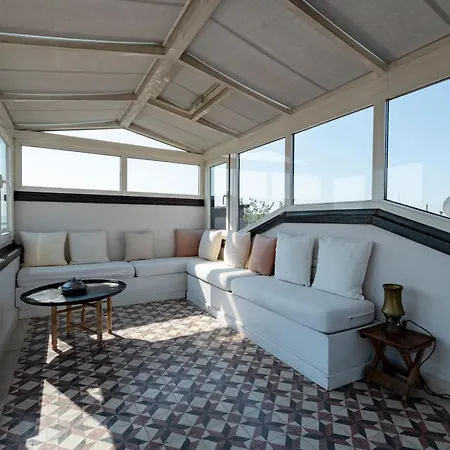 Villa Spacious Single Detached House With Terrace - Near To Hagia Sophia Istanbul