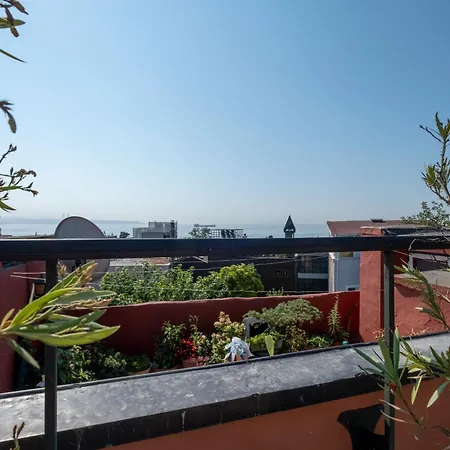 Villa Spacious Single Detached House With Terrace - Near To Hagia Sophia *